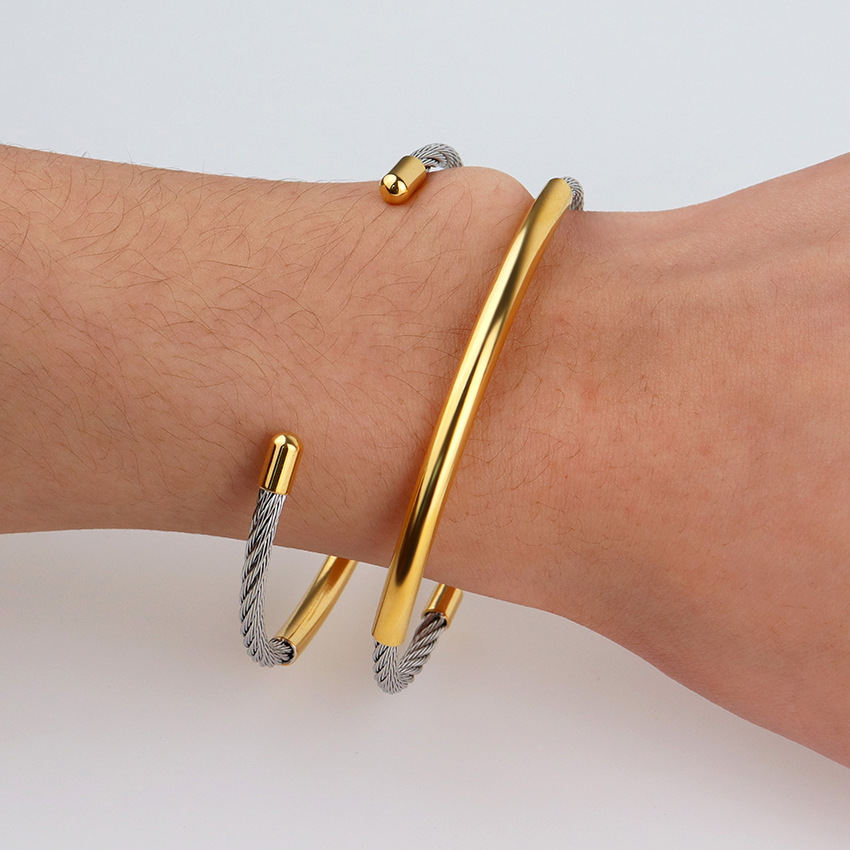 New popular Fried Dough Twists splicing golden shiny C-shaped titanium steel open bracelet