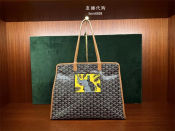 Goyard Goya new Hardy commuter bag reading Tote bag one shoulder portable handbag black brown gray.