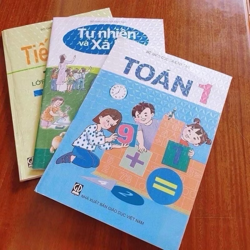 Set 30 tập bọc sách bọc vở dán decal chống thấm đủ kích cỡ