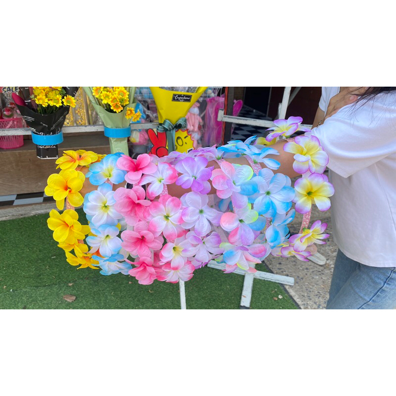 มงกุฎดอกลีลาวดี มงกุฎดอกไม้ มงกุฎสงกรานต์ มงกุฎฮาวาย มงกุฎสีสันสดใสรับซัมเมอร์ คละสี พร้อมส่ง ราคา  35 บาท*ส่งฟรี