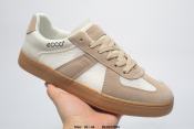 ECCO Soft Comfort Golf Sneakers for Men and Women