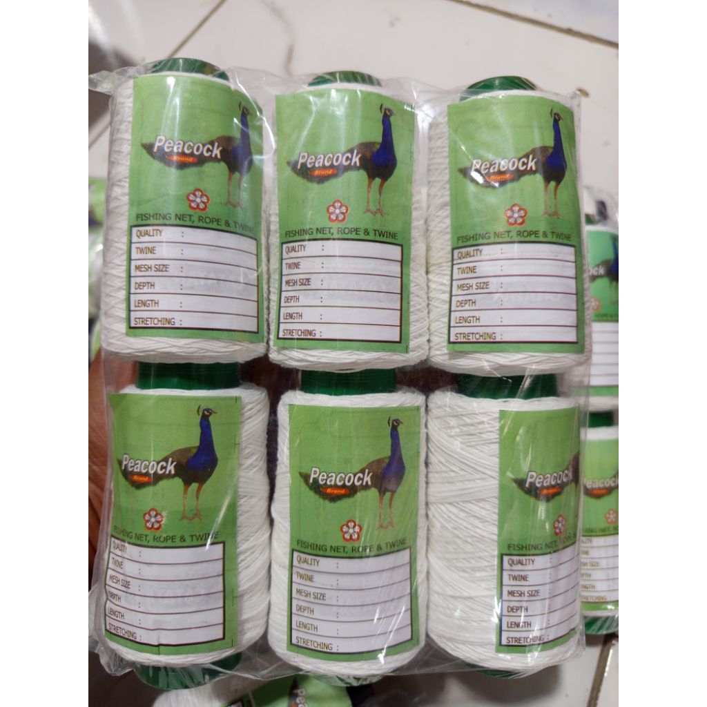 Benang Jahit Karung Cap Peacock 500 Yard harga 1 pack isi 6 roll
