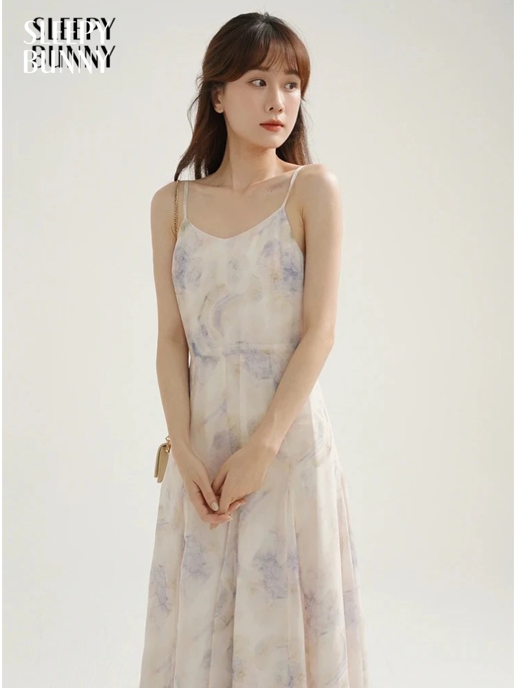 SLEEPY BUNNY Elegant Flowing Feminine Chiffon Maxi Dress Summer Ink Print Spaghetti Strap Dress Slim Flowy Long Dress Women Beach Party Wear ราคา 1,513 บาท*ส่งฟรี