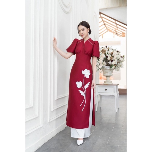 Áo dài cách tân đỏ tết 2023
