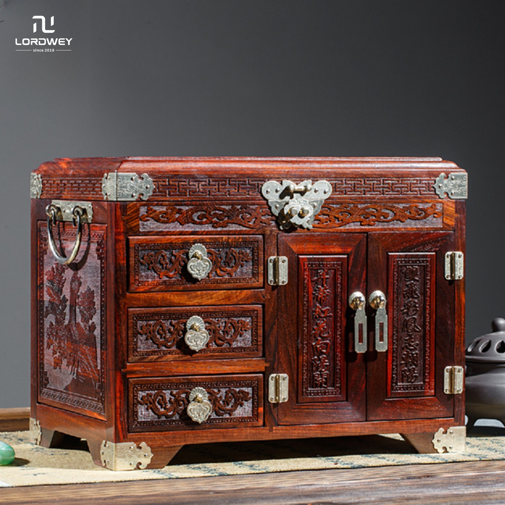 LORDWEY Mahogany Jewelry Box Wedding Chinese Style with Lock Jewelry Official Box High-grade Storage Box Solid Wooden Box ราคา 5,684 บาท*ส่งฟรี