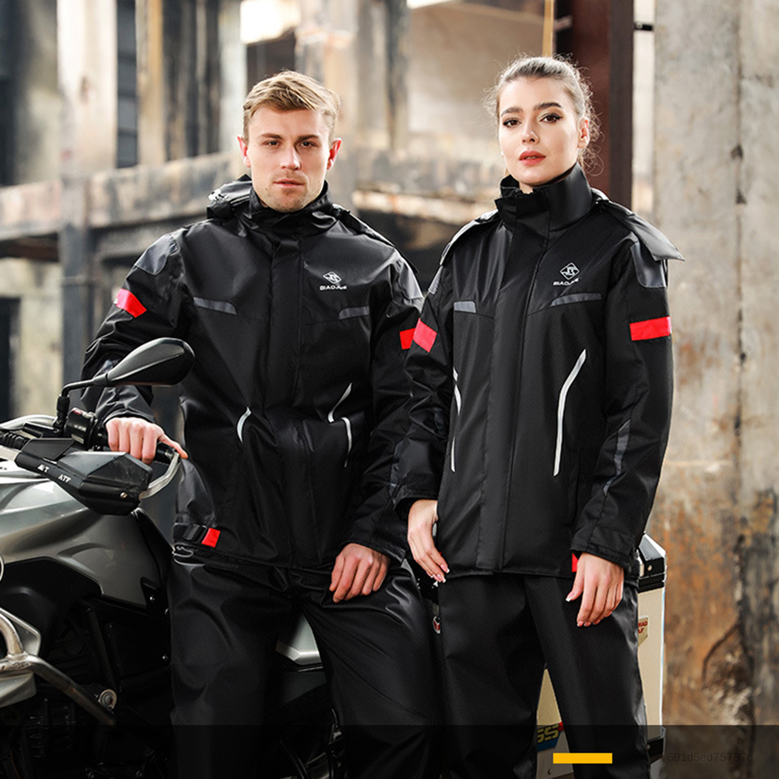 ชุดกันฝนรถจักรยานยนต์สำหรับผู้ชาย Heavy Duty กันน้ำแยกชุดกันฝนแบบเต็มตัวพร้อมแถบสะท้อนแสง LP-TH ราคา 2,823 บาท*ส่งฟรี