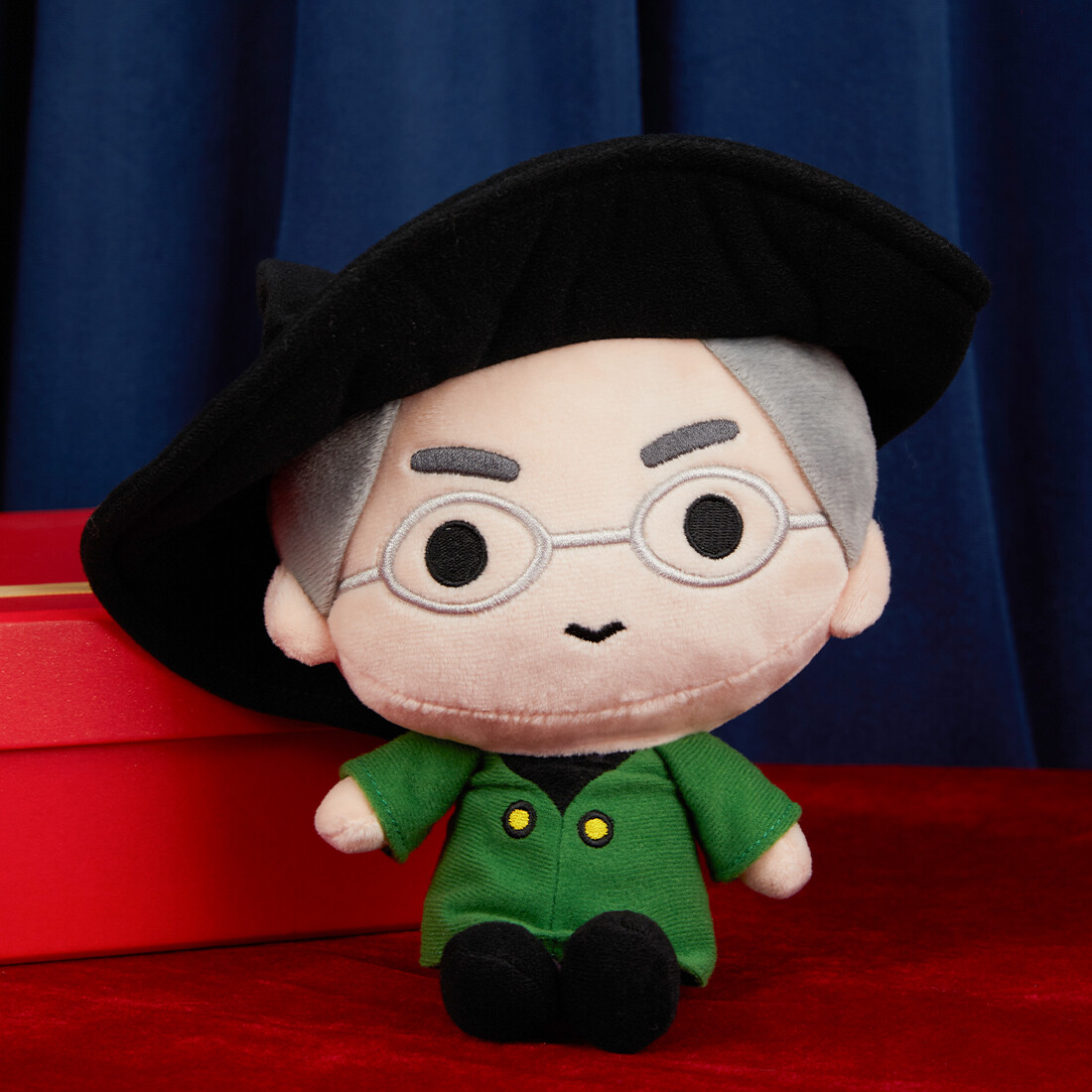 MINISO Official Harry Potter Series Professor McGonagall Toy Soft Stuffed Doll ราคา 599 บาท*ส่งฟรี