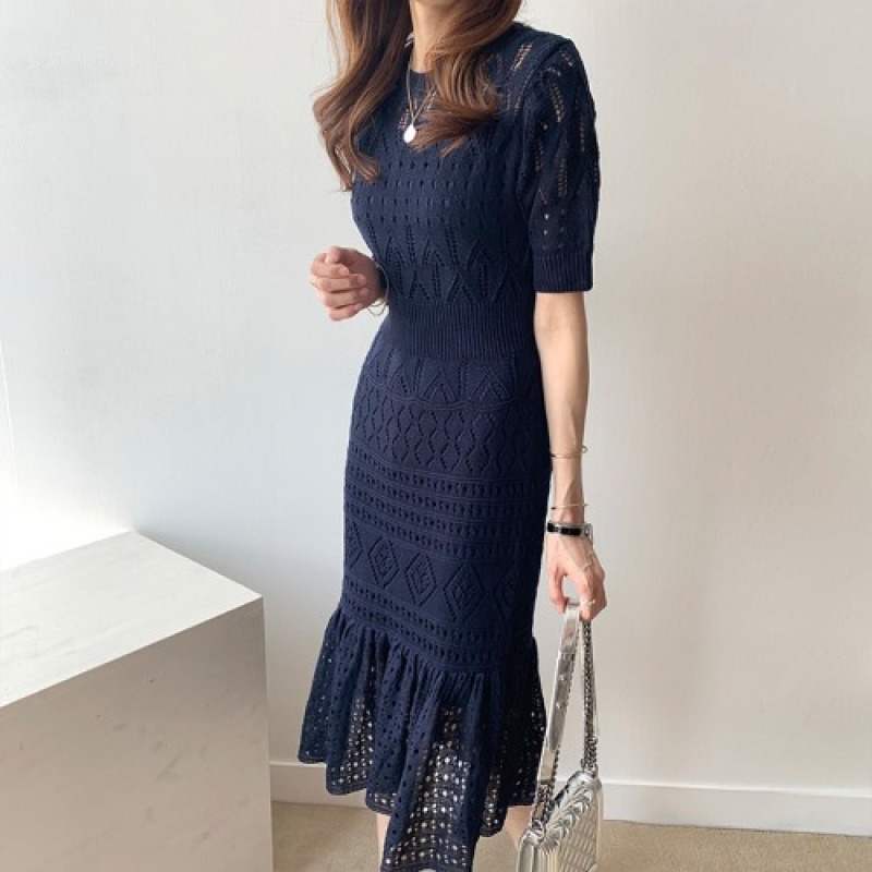 Hàn Quốc Chic Nhẹ Nhàng Cổ Tròn Xuyên Thấu Thiết Kế Cạp Cao Ôm Body Tôn Dáng Thun Lạnh Dệt Kim Ôm Mông Đuôi Cá Đầm Nữ