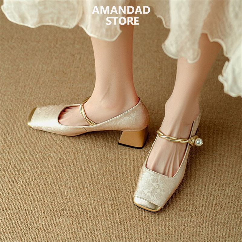 QiaoYiLuo New Chinese style single shoes new versatile retro French thick heel square head ladies single shoes ราคา 431 บาท*ส่งฟรี