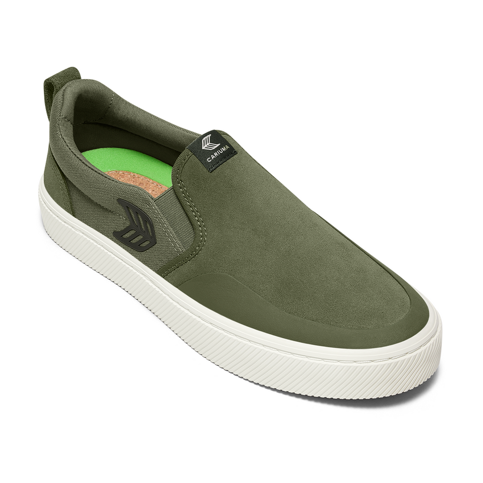 CARIUMA Slip-On Pro Bronze Green Suede Sneaker Womens - ยี่ห้อ Cariuma ราคา 3,100 บาท*ส่งฟรี