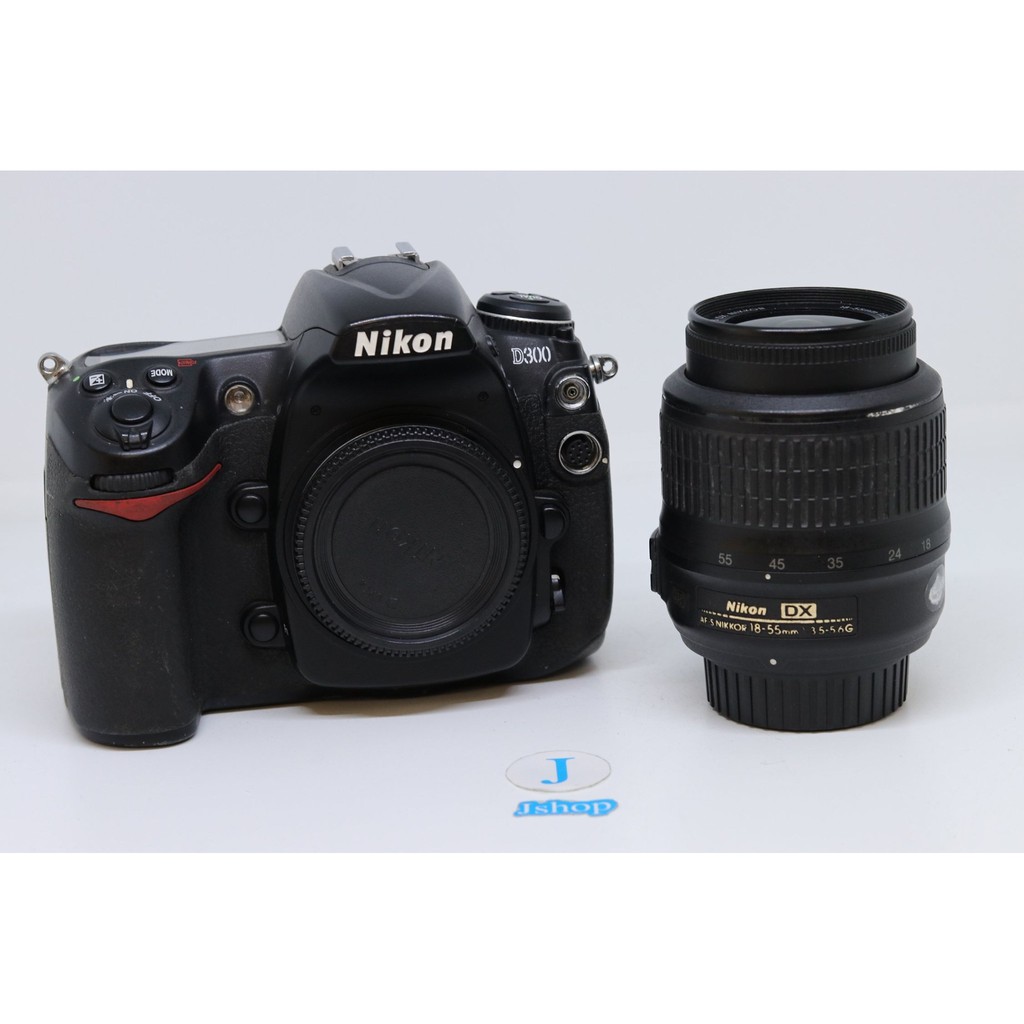 Máy ảnh Nikon D300 kèm lens 18-55 VR