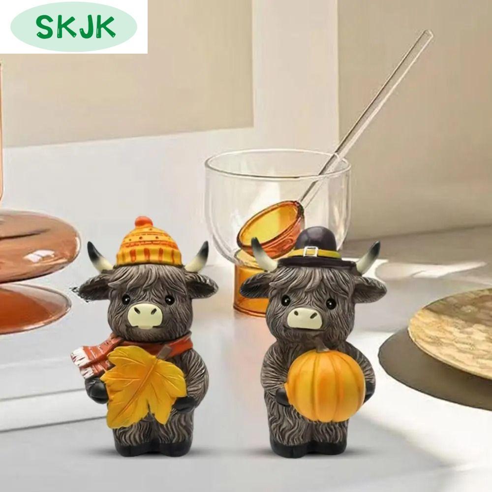 SKJK 2pcs ตลก ของตกแต่งวัวไฮแลนด์ น่ารัก เรซิน รูปปั้นสัตว์ ของตกแต่งบ้าน ตกแต่ง รูปปั้นวัว ฤดูใบไม้ร่วง ราคา 583 บาท*ส่งฟรี