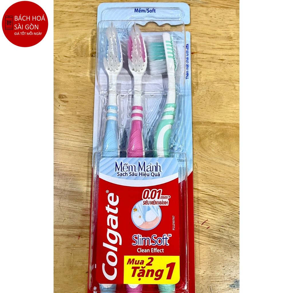 Bộ 3 Bàn chải đánh răng Colgate SlimSoft Deep Clean sạch sâu hiệu quả