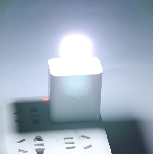 Lampu Mini LED USB Eye Lampu Tidur Mini Portable Travel Lampu Baca Kecil