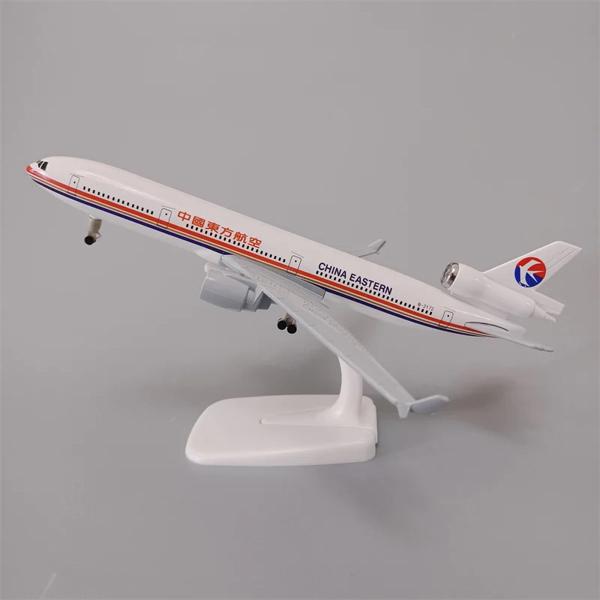 Mô hình máy bay China Eastern MD11 20cm