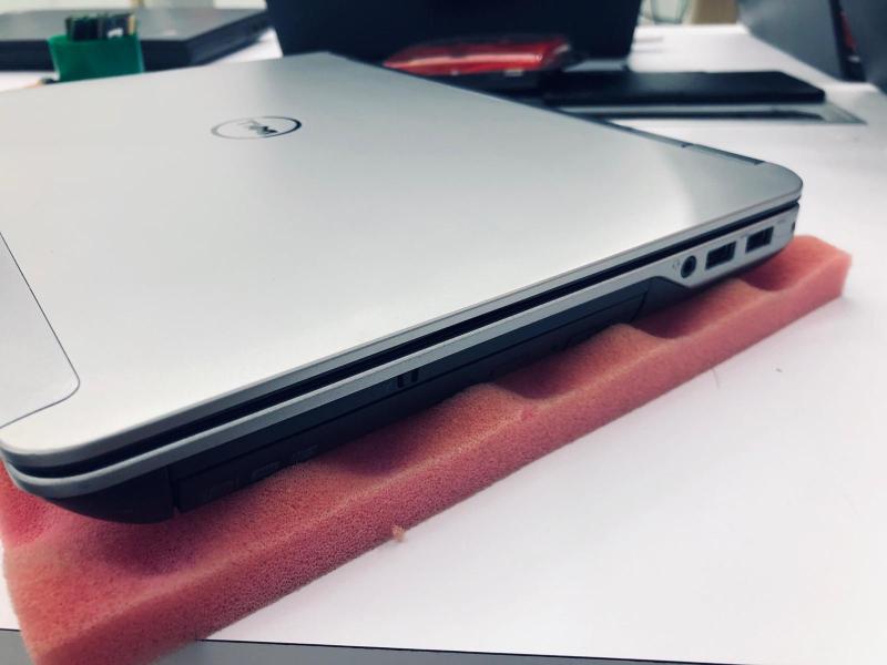 DELL LATITUDE E6440 I5-4300M 4TH GEN 8GB RAM 500GB HDD OR 256GB SSD (BRAND NEW WITH 3 YRS WARRANTY) WINDOWS 10 PRO WITH FREE BAG AND WIRELESS MOUSE