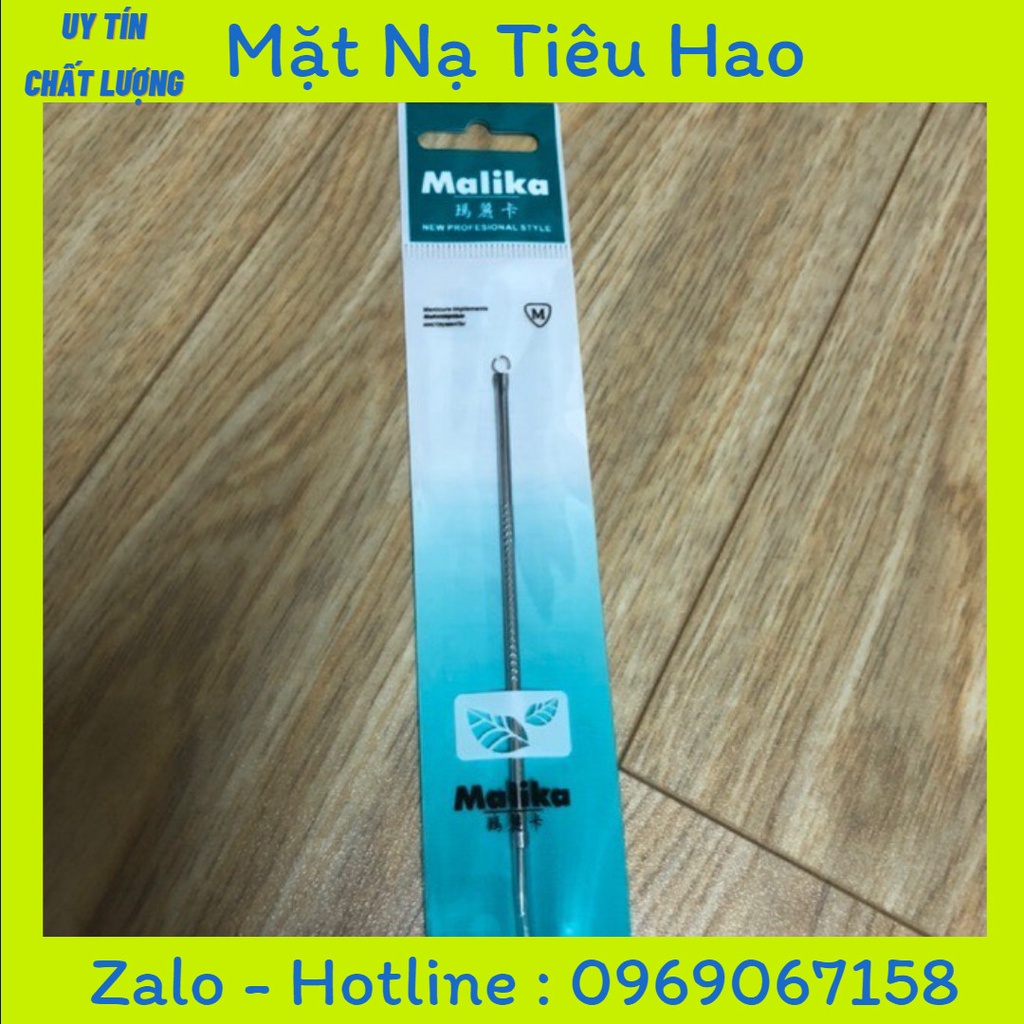 Que nặn mụn Malika - que nặn mụn loại tốt