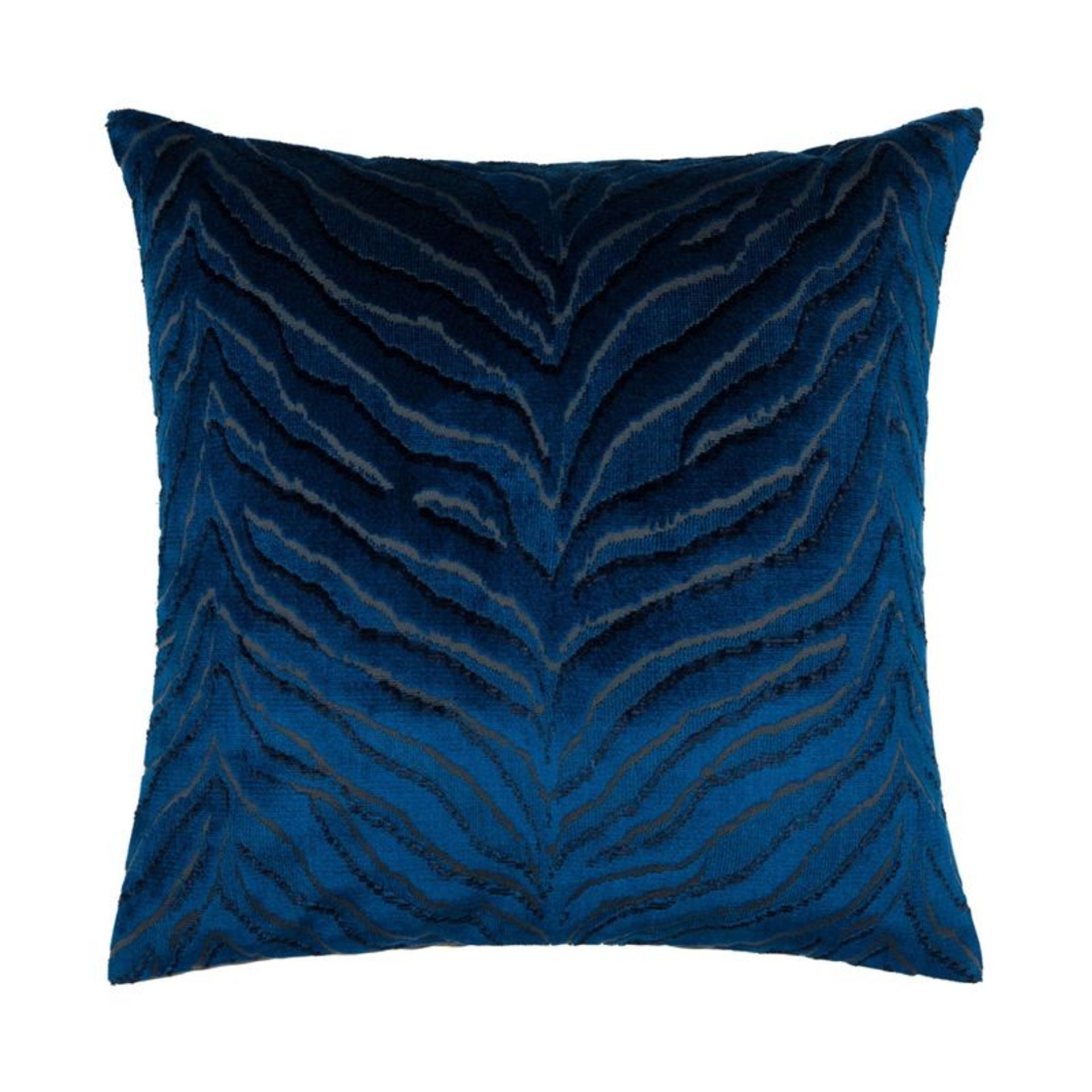 Tigris Velvet Cushion Cover 18" - Blue ราคา 2,240 บาท*ส่งฟรี