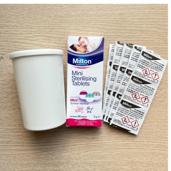 Hộp 50 Viên tiệt trùng Milton của Anh dùng cho Cốc nguyệt san hoặc bình sữa an toàn tuyệt đối
