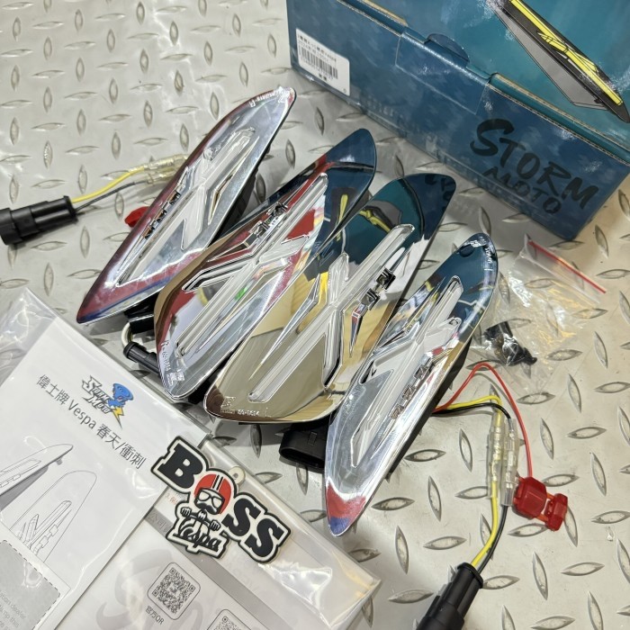 INDICATOR SEIN LED XSTORM MOTO VESPA SPRINT PRIMAVERA - DHIORA STORE Harga 6,572,000 rupiah*Gratis Ongkir