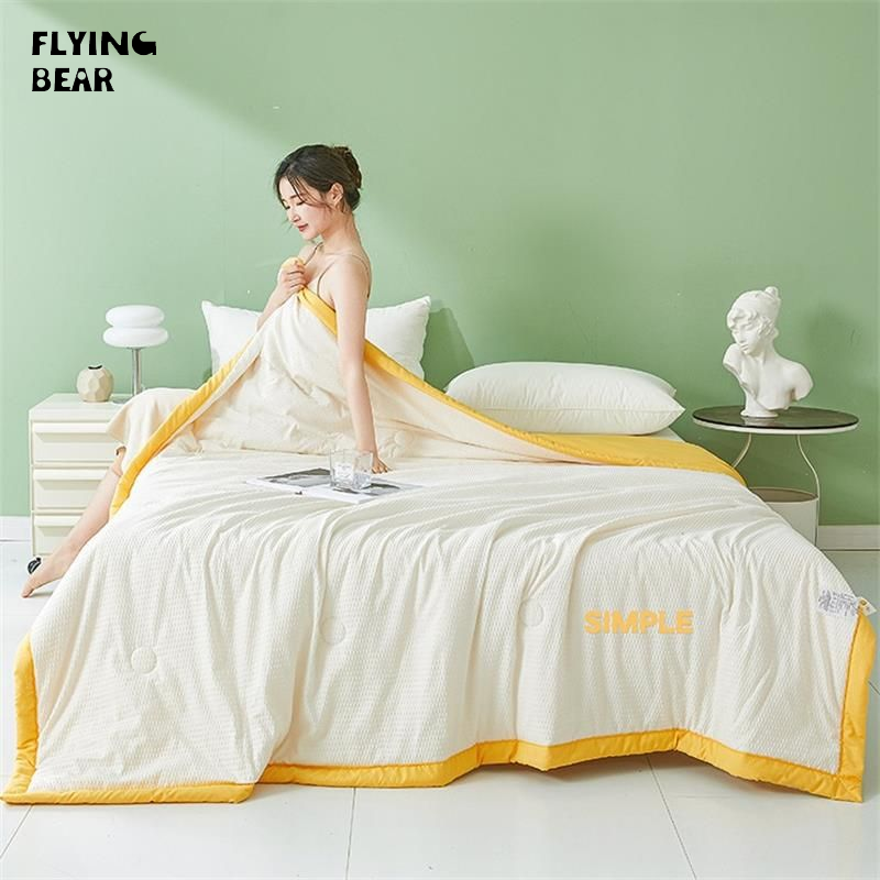 Bay gấu hiện đại phong cách đơn giản mềm mại Comforter với sợi đậu nành Điền