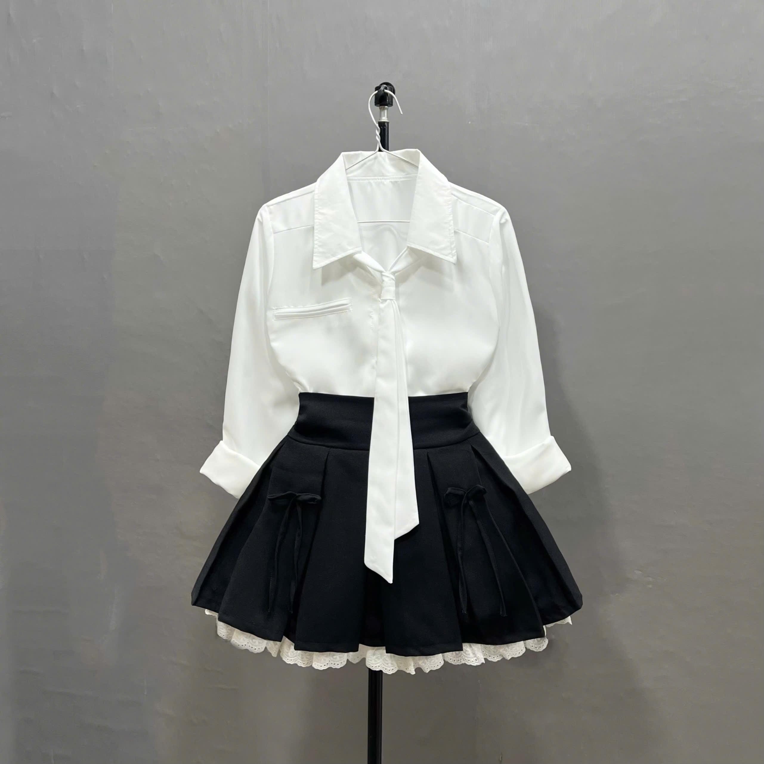  Set váy áo bigsize nữ áo sơ mi tay dài chất lụa kèm chân váy xếp ly phối ren chất vải tây thanh lịch - SET973  SM168+CV419  