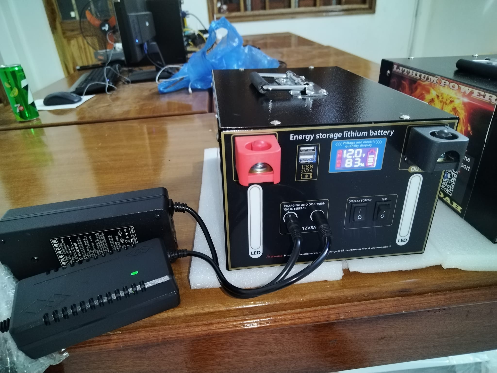 Bình Pin lithium 12V - 300Ah-Đầy đủ phụ kiện - chuyên máy công suất lớn, lưu trữ lớn 300AH - 300AHNEW mẫu mới 2024