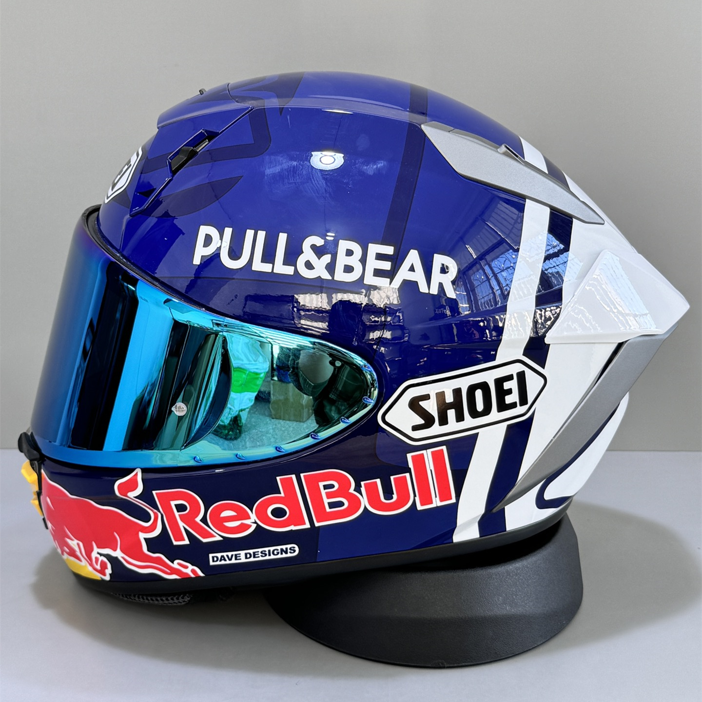 SHOEI フルフェイスヘルメット Red Bull