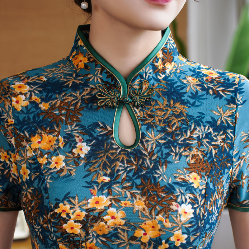 Váy sườn xám ĐầM Trung Niên và cao tuổi co giãn dáng thon gọn in dài