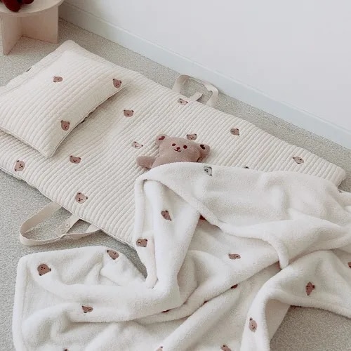 Hot 2023 thời trang mới gối cho bé mềm mại thoáng khí bằng cotton trẻ sơ sinh thêu phim hoạt hình gấu Oliver Tulip gối