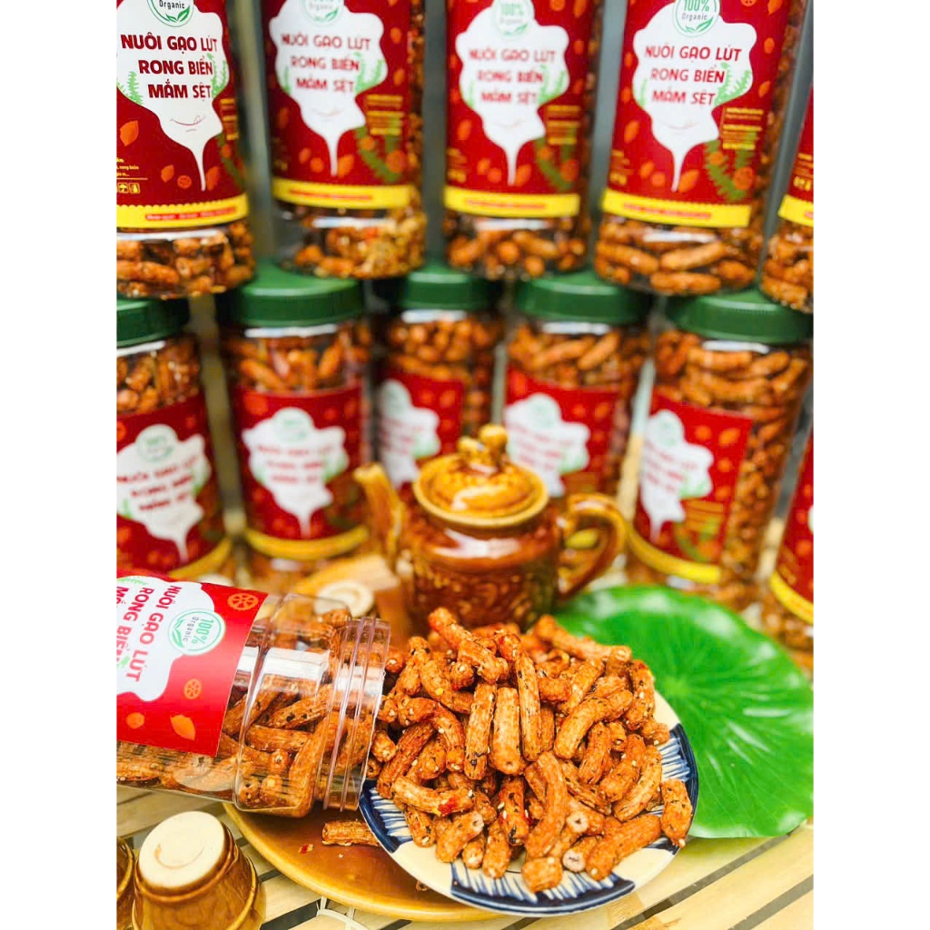 NUI GẠO LỨT RONG BIỂN MẮM SỆT hộp 500gram như hình