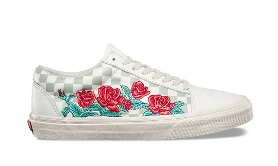 vans n roses old skool